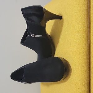 Bandolino Suede Booties